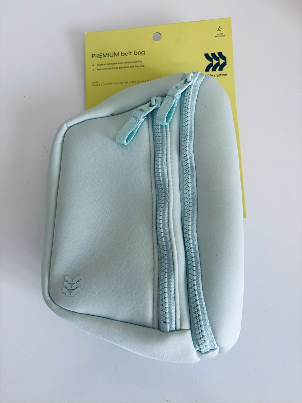 NWT All In Motion Muti-Functional Belt Travel Bag-Light Blue-Water Resistant - Picture 3 of 4